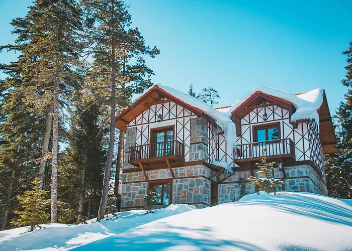Foleya Mountain Resort Hotel & Villas
