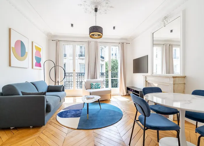 home Paris 16