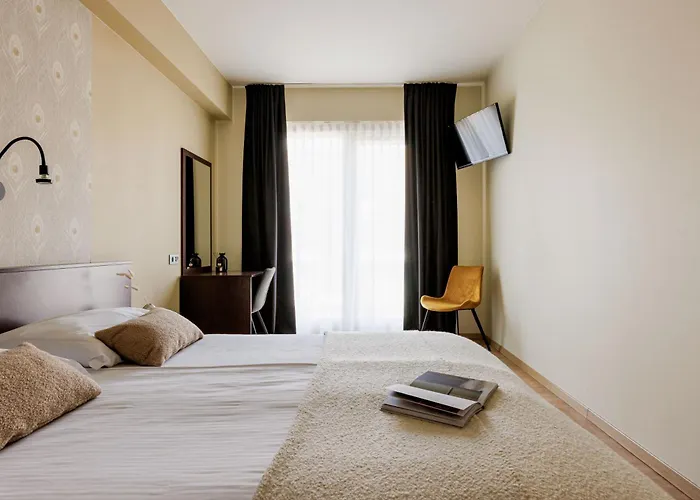 Hotel Corner House By Wp Hotels