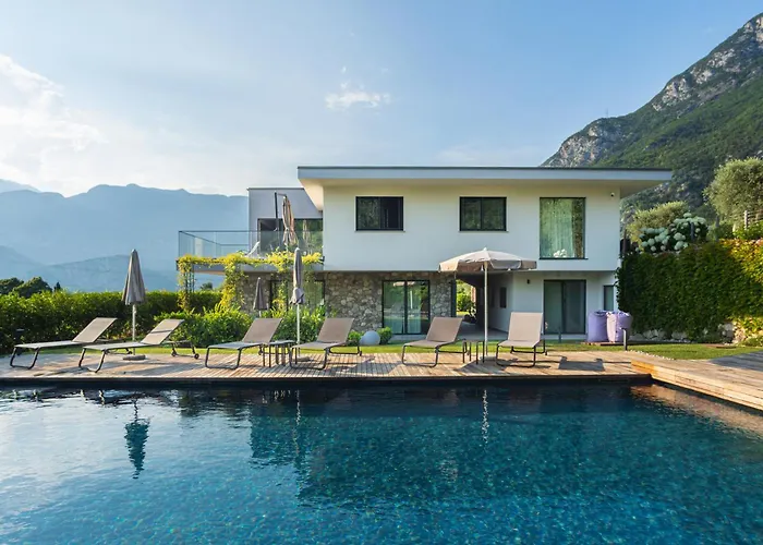 Ferienvermietung: Gazzi Apartments 'Panoramic & Relaxing'