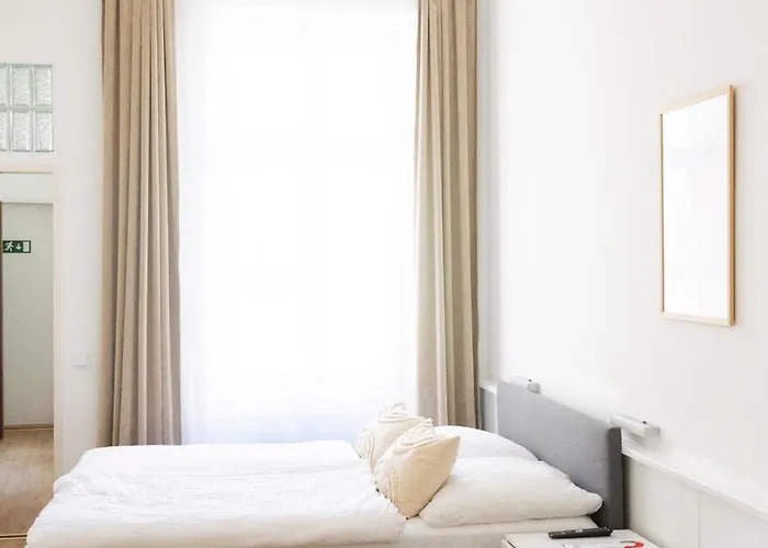 KIBI Rooms self check-in