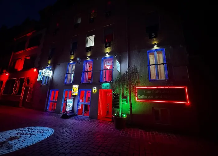 Femina - Direkt Im Rotlichtviertel