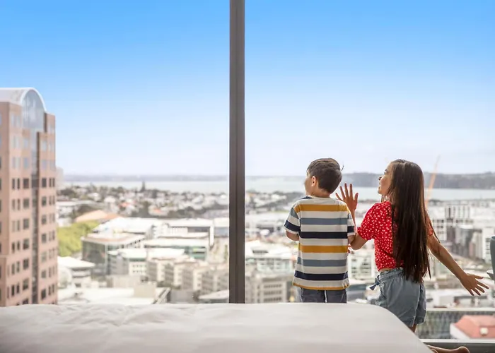 Holiday Inn Express Auckland City Centre By Ihg