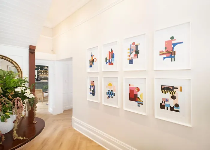 Pension Guide One Kensington Boutique