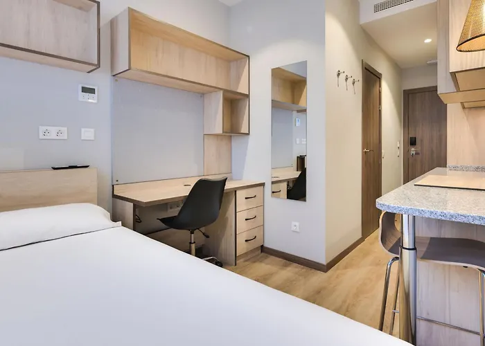 Livensa Living Studios Malaga Feria