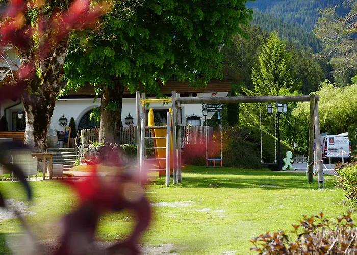 Bad Neunbrunnen Am Waldsee - Non Halal