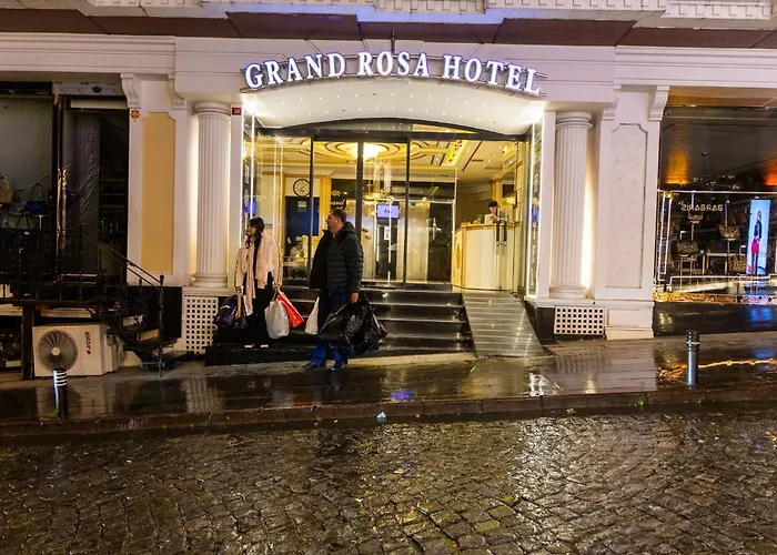 Grand Rosa Hotel