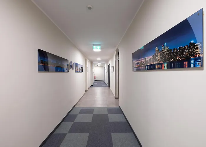 Smart Stay Hotel Station