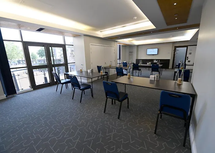 Golf Hotel: Stamford Bridge Hotel London