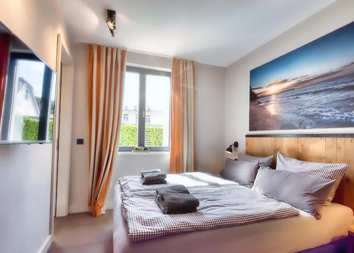 Ferienvermietung: Ferienwohnung Heimathafen Villa Martha Binz