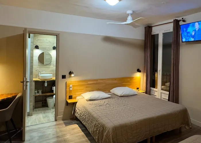 Günstiges Hotel: Angleterre Hotel