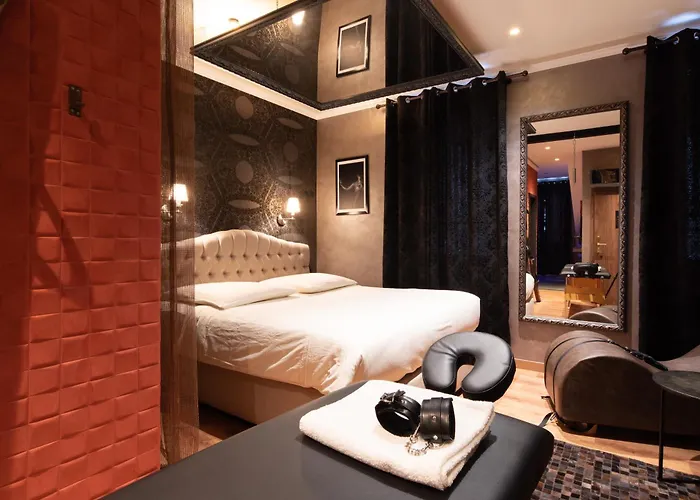 Love Room -