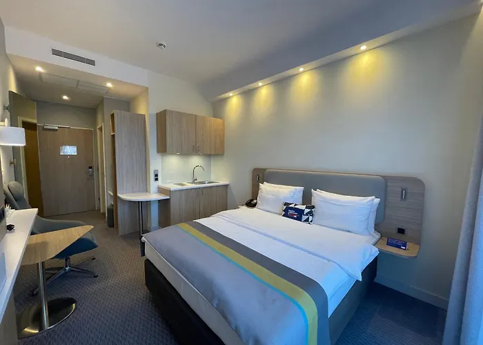 3-Sterne-Hotel: Holiday Inn Express - Merzig By Ihg