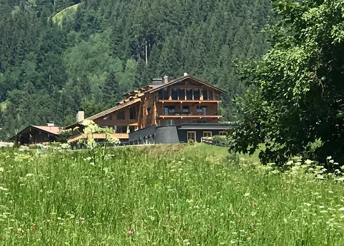 Kitz - DeLuxe ChaletApartments