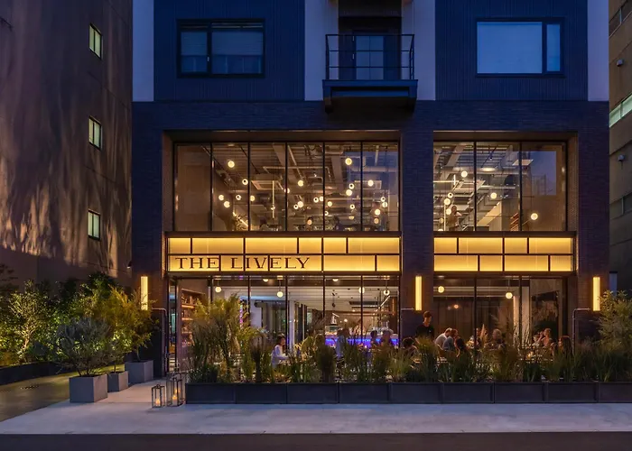 4-Sterne-Hotel: The Lively Osaka Honmachi