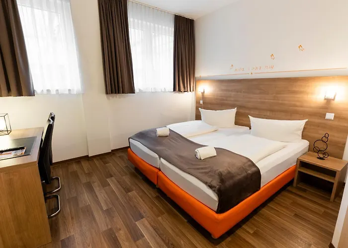 Orange Hotel und Apartments