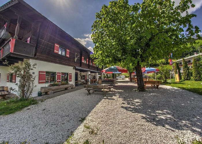 Wirtshaus Und Pension Hocheck