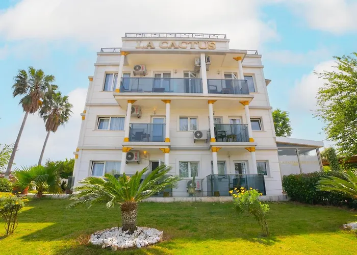 B&B: La Cactus Boutique Hotel