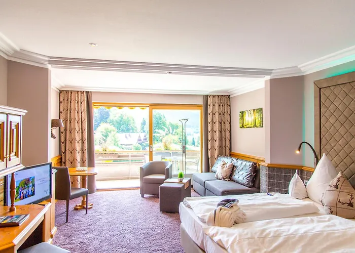Jacuzzi-Hotel: Hotel Heselbacher Hof