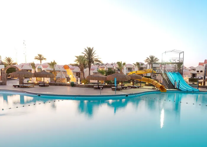 Hotel Am Strand Protels Crystal Beach Resort