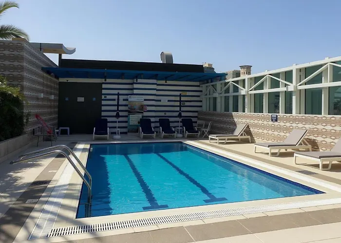 Queen Palace Hotel