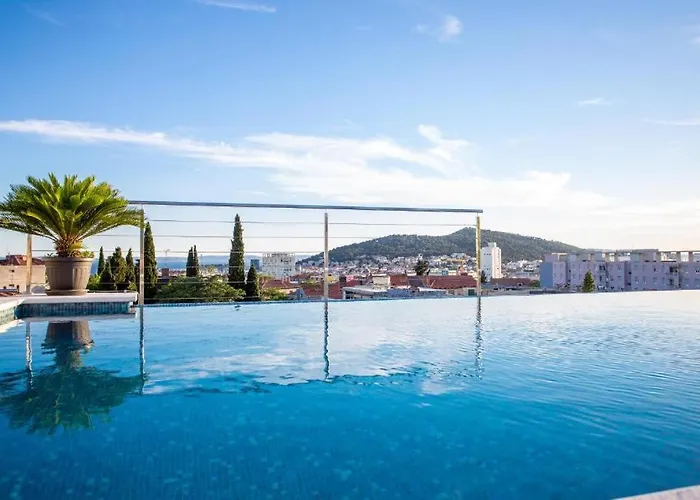 3-Sterne-Hotel: Annex Building Of Art Hotel