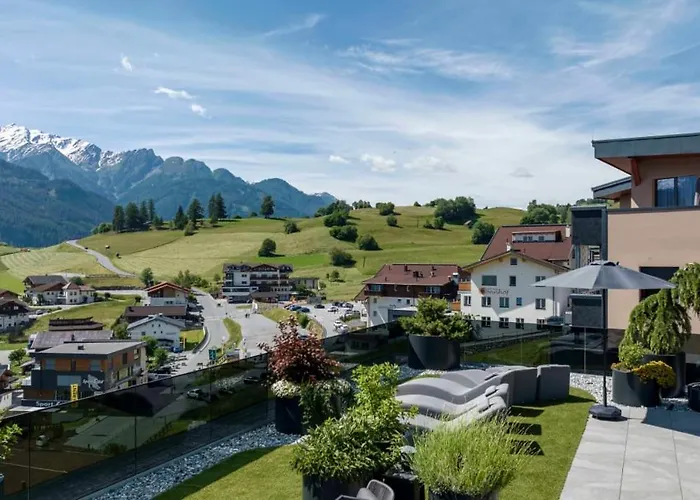  NATURLODGE LADIS Ehemals Alpenlodge Alexander Inklusive Sommer Bergbahnticket