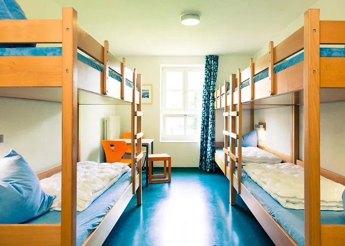 Hotel nahe College: HI Youth Hostel Lindau