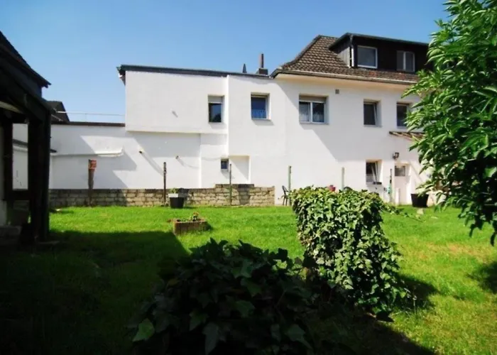 Ferienwohnung + Monteurwohnungen Krings