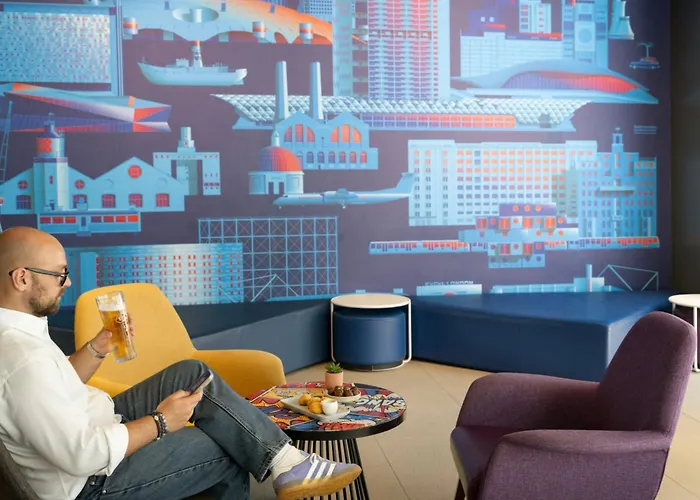 Hotel mit Pool: Aloft London Excel