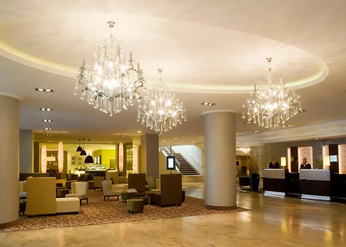 Hotel mit Pool: Crowne Plaza Berlin City Centre Ku'Damm By Ihg