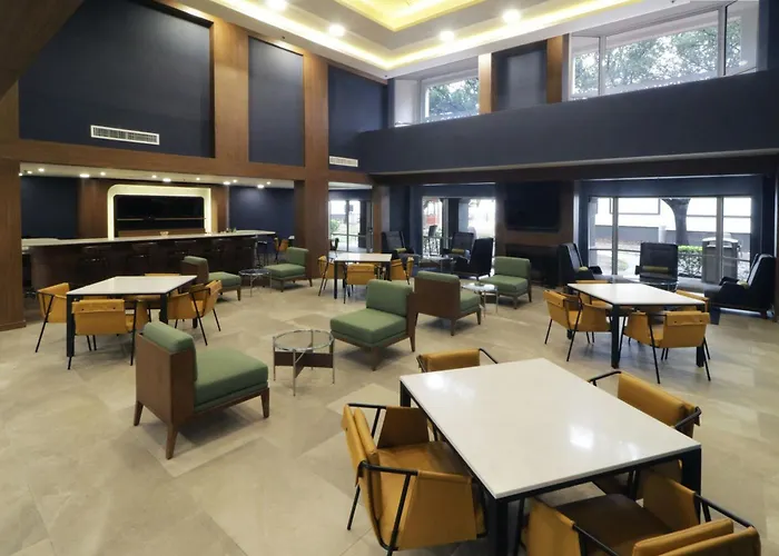 Luxushotel: Courtyard Monterrey Airport