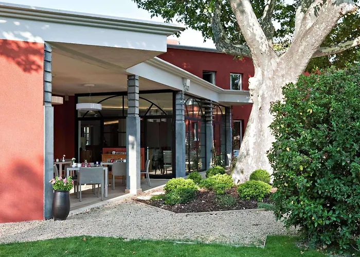 Romantisches Hotel: Best Western Plus Le Lavarin