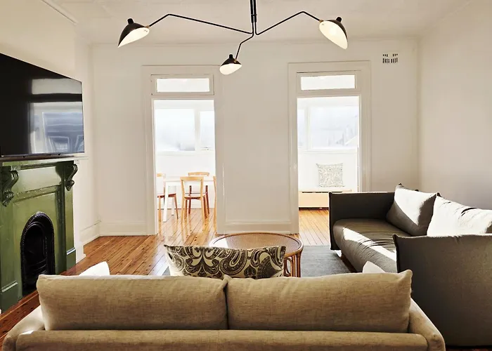 Crown Hotel Surry Hills