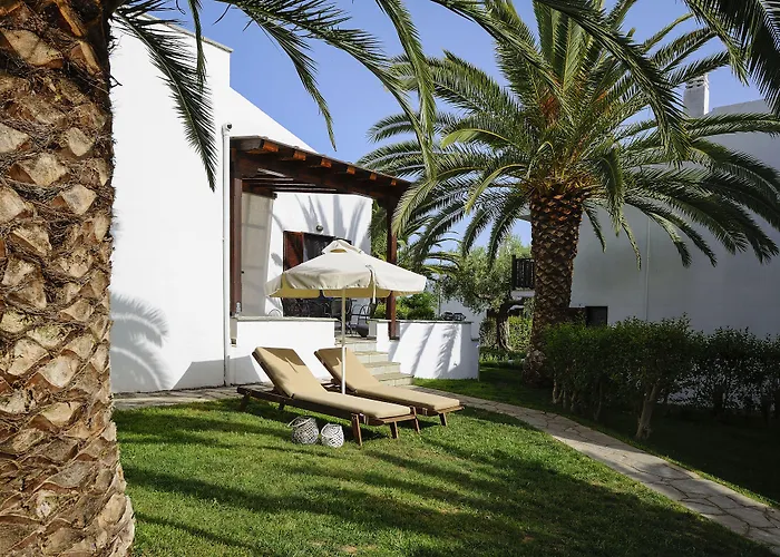 4-Sterne-Hotel: Trikorfo Beach