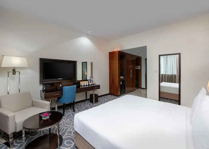 Jacuzzi-Hotel: Ramada Abu Dhabi Corniche