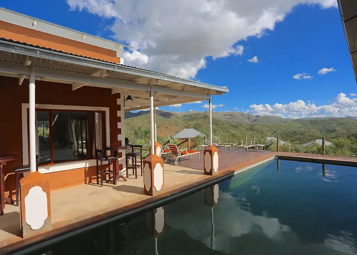 River Crossing Lodge