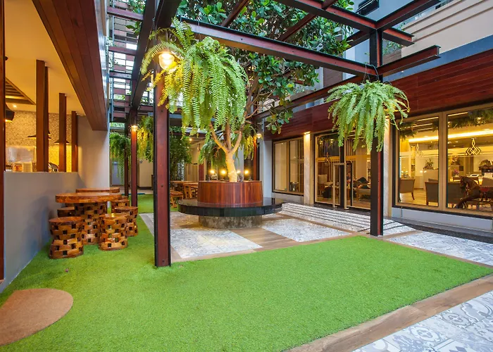 New Siam Palace Ville Hotel