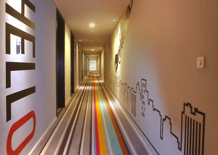 Cabin Hotel