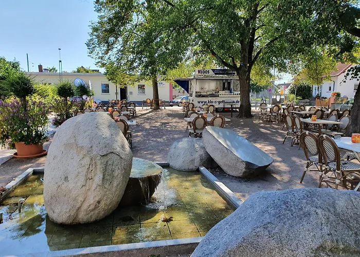 Hotel Neuenburger Hof