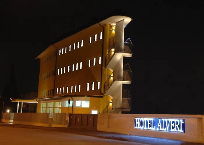 Familienhotel: Hotel Alveri