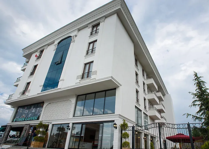 White House Hotel