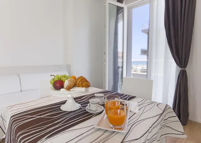 Houston Suites