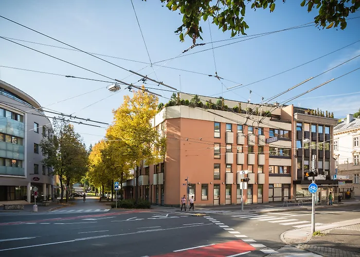 3 SterneHotel Neutor Express