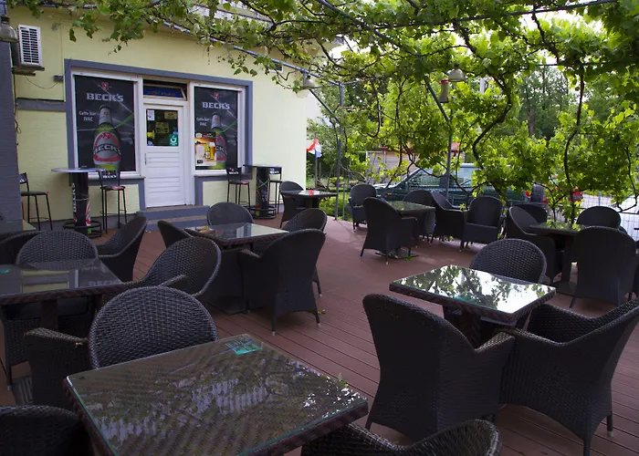 Zentrales Hotel: Guest House Ivac Inn Zagreb Airport