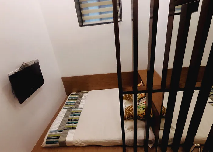 Familienhotel: Carlton Hotel Mumbai - Behind Taj Mahal Palace Colaba Mumbai