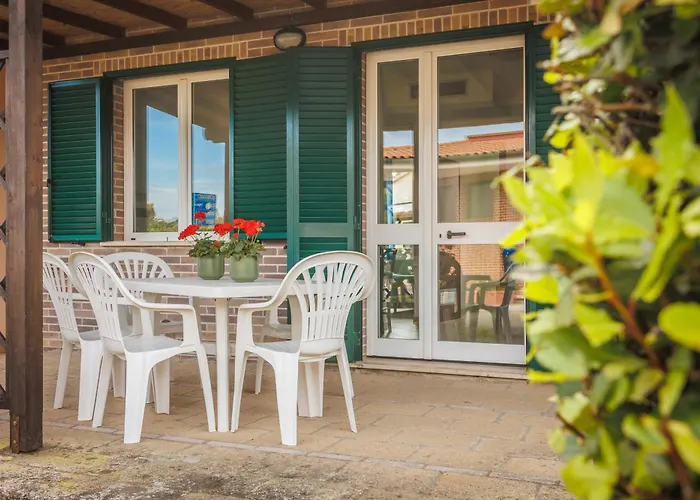 Jacuzzi-Hotel: Villaggio Turistico La Cecinella