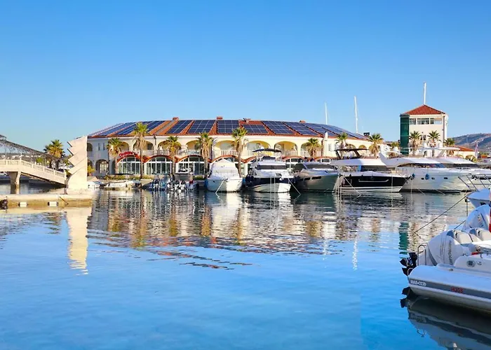 Marina Frapa Resort Rogoznica