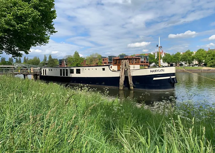 Hotel nahe College: Ms Marylou