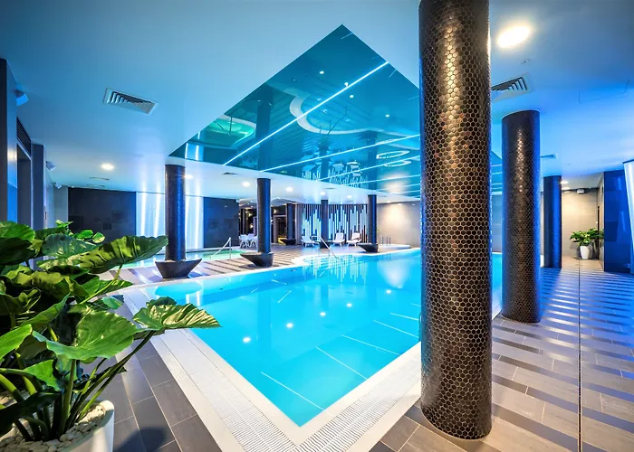 Kurhotel: Wellton Riverside SPA Hotel